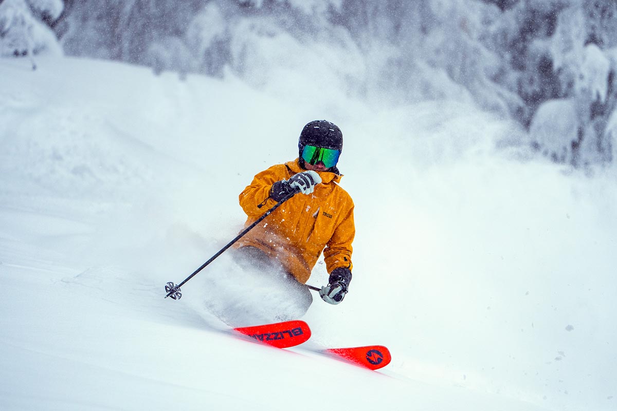 All-mountain skis (rockered ski tips in powder)