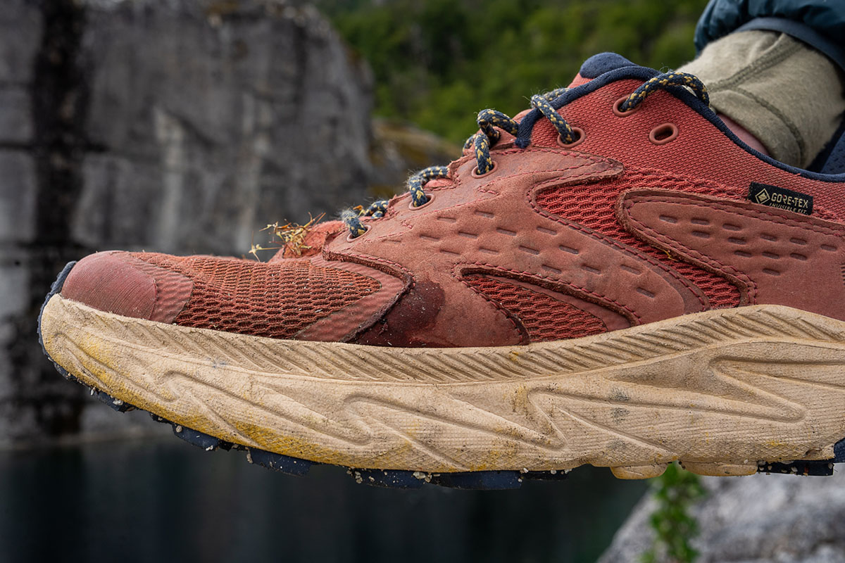Hoka Anacapa 2 Low GTX hiking shoes (closeup from side)