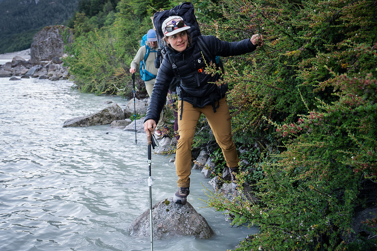 NNormal Tomir Waterproof hiking boots (balancing on rock)