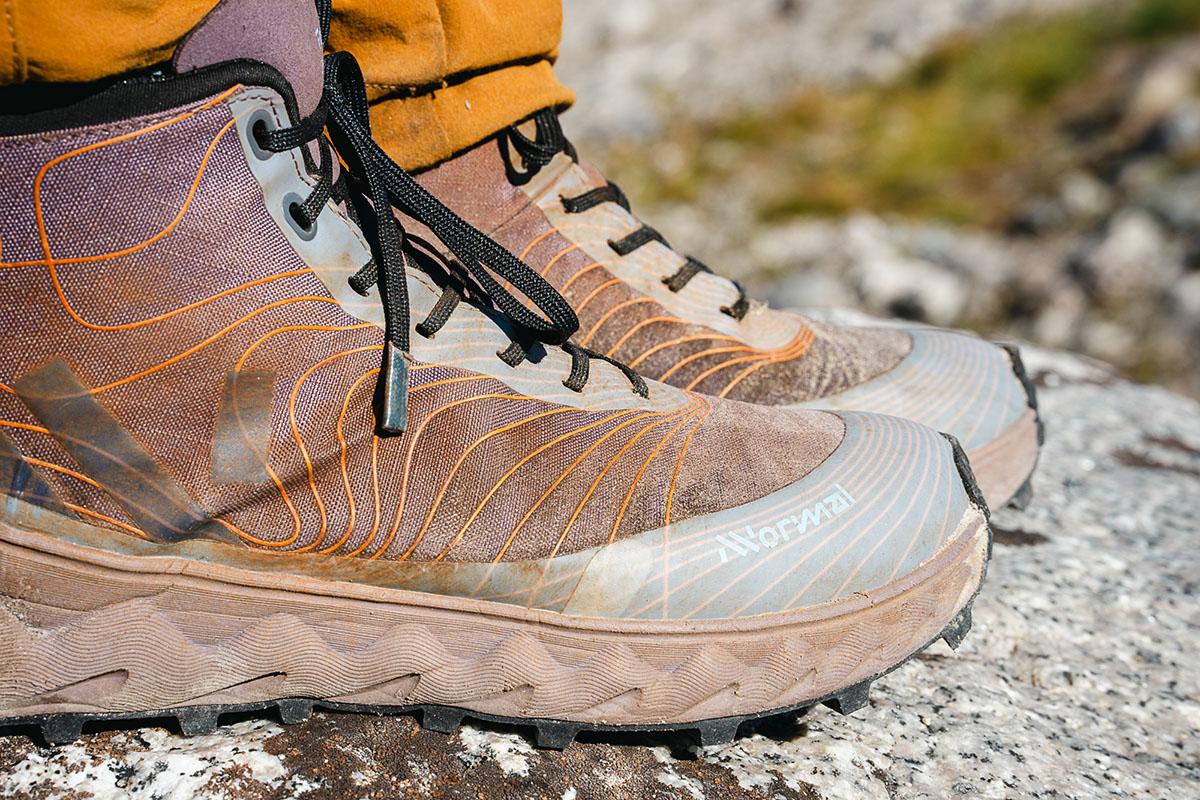 Nnormal Tomir Waterproof hiking boots (logo closeup)