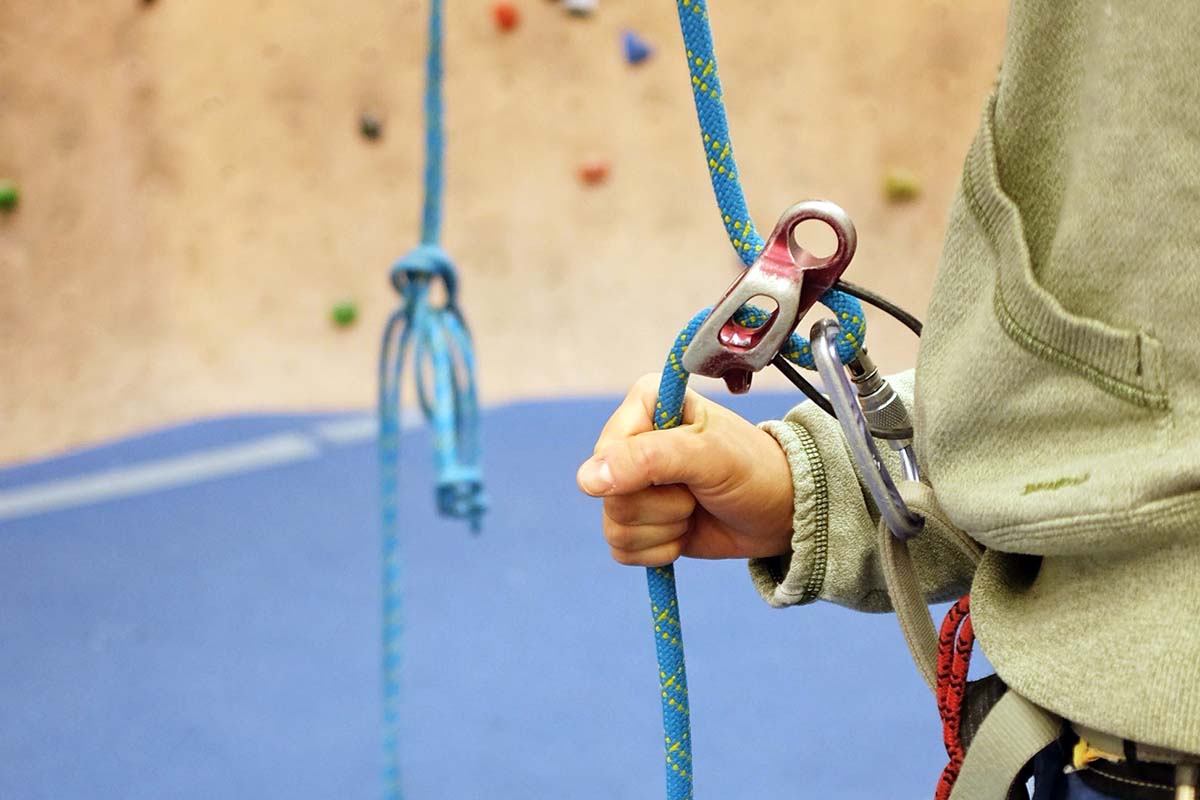 Belay Devices (belaying with Black Diamond ATC-Guide in gym)