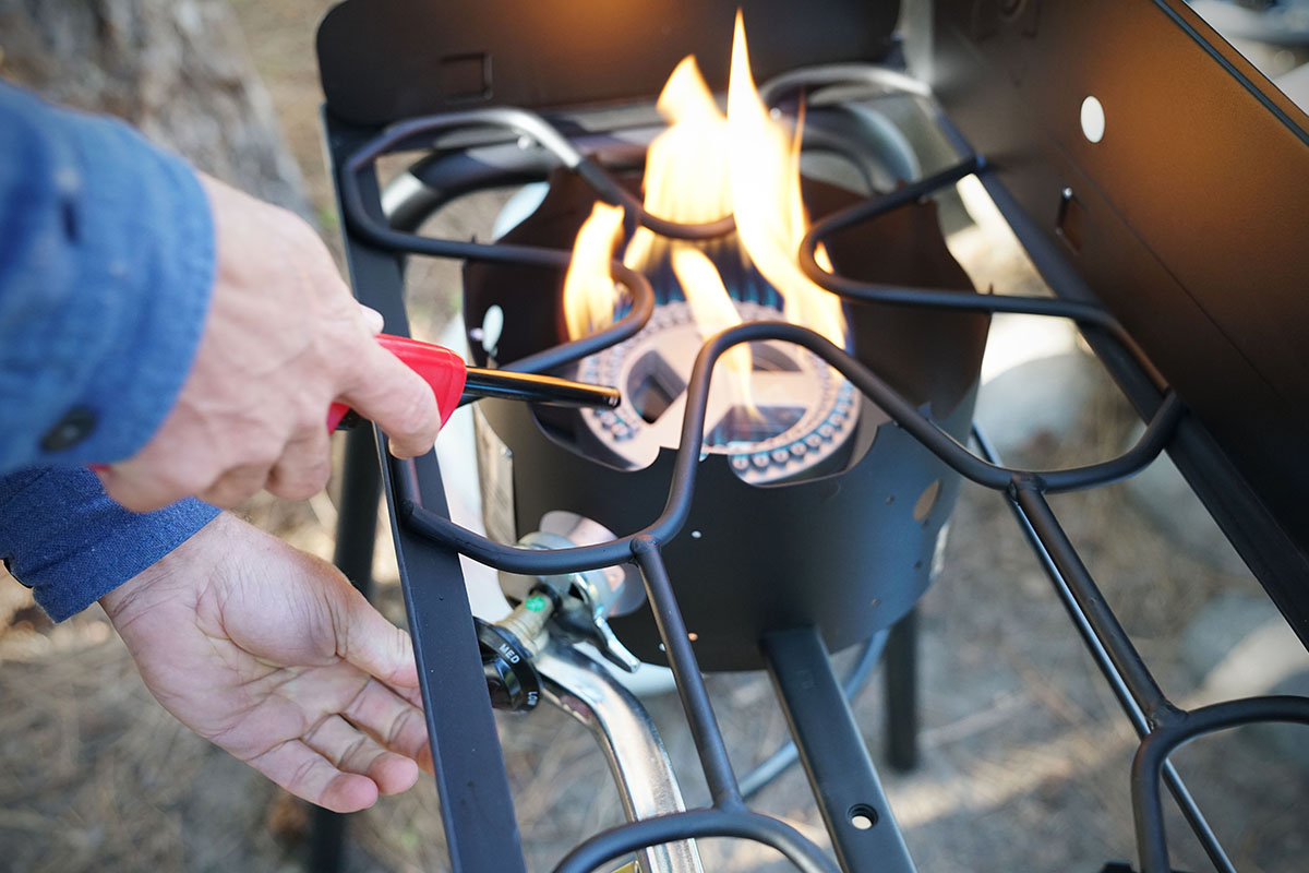 Camping stoves (ignition)
