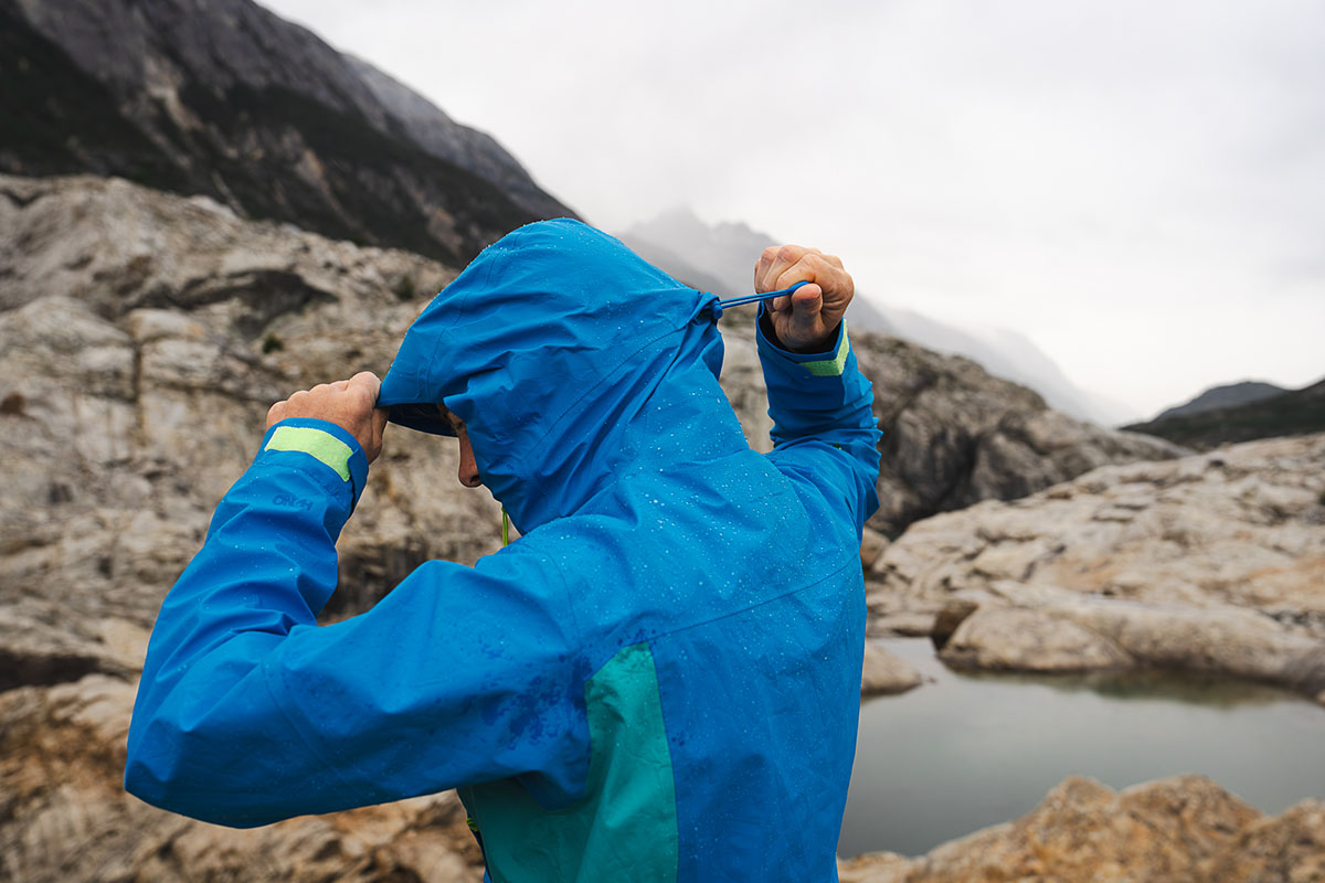 Patagonia Boulder Fork rain jacket (cinching hood)