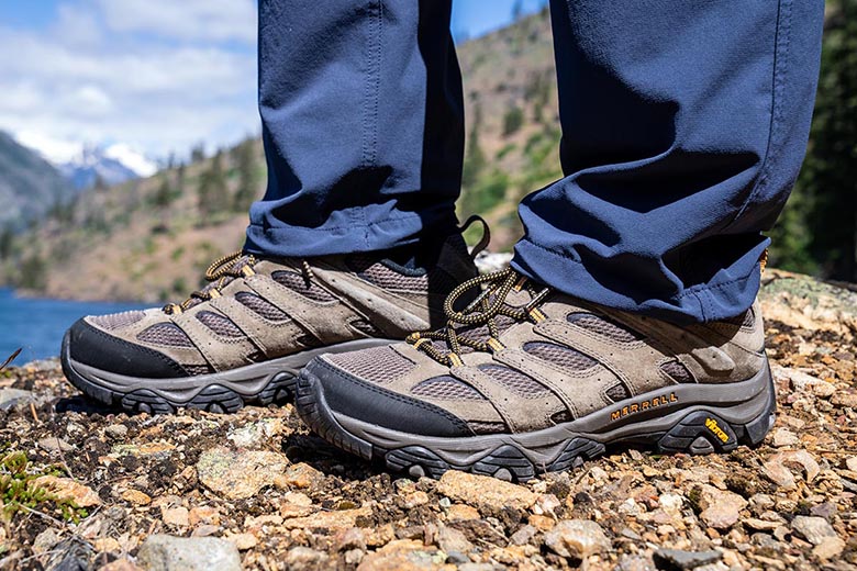 Hiking Shoes Merrell Moab 3 on Rock
