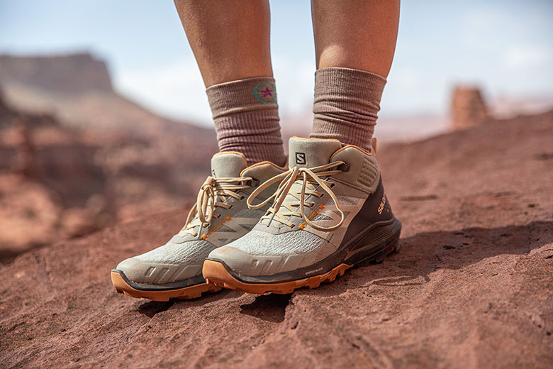 hefboom leeg eindeloos Salomon OUTpulse Mid GTX Hiking Boot Review | Switchback Travel