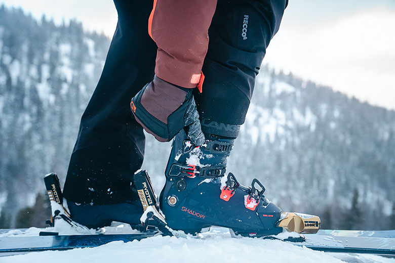 Ski Boot and Binding Compatibility Guide (adjusting boots at resort)