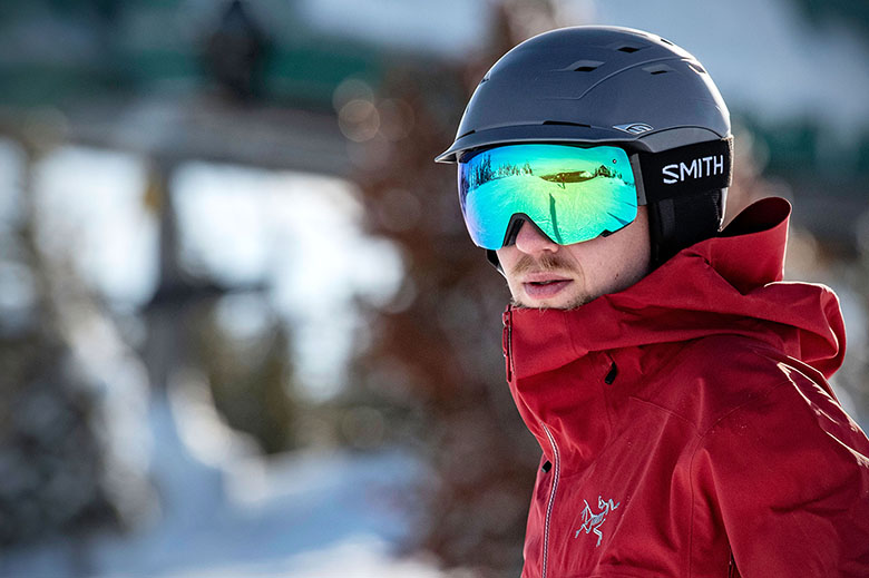 Luxury Ski Goggles: Combining Fashion and Function on the Slopes