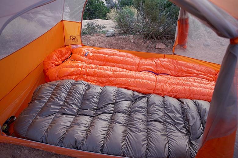 Best Double Sleeping Bags & Quilts For Camping & Backpacking