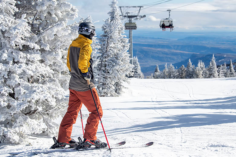 Your Beginner Ski & Snowboard Gear Guide, Learn to Ski