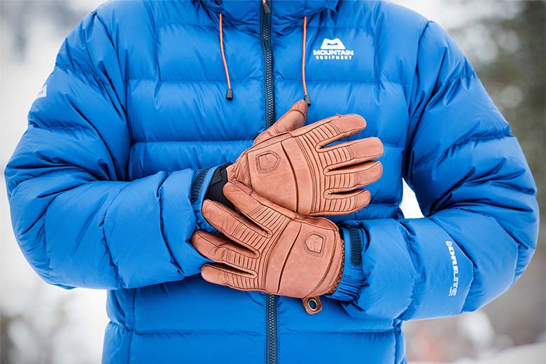 lightweight snow gloves