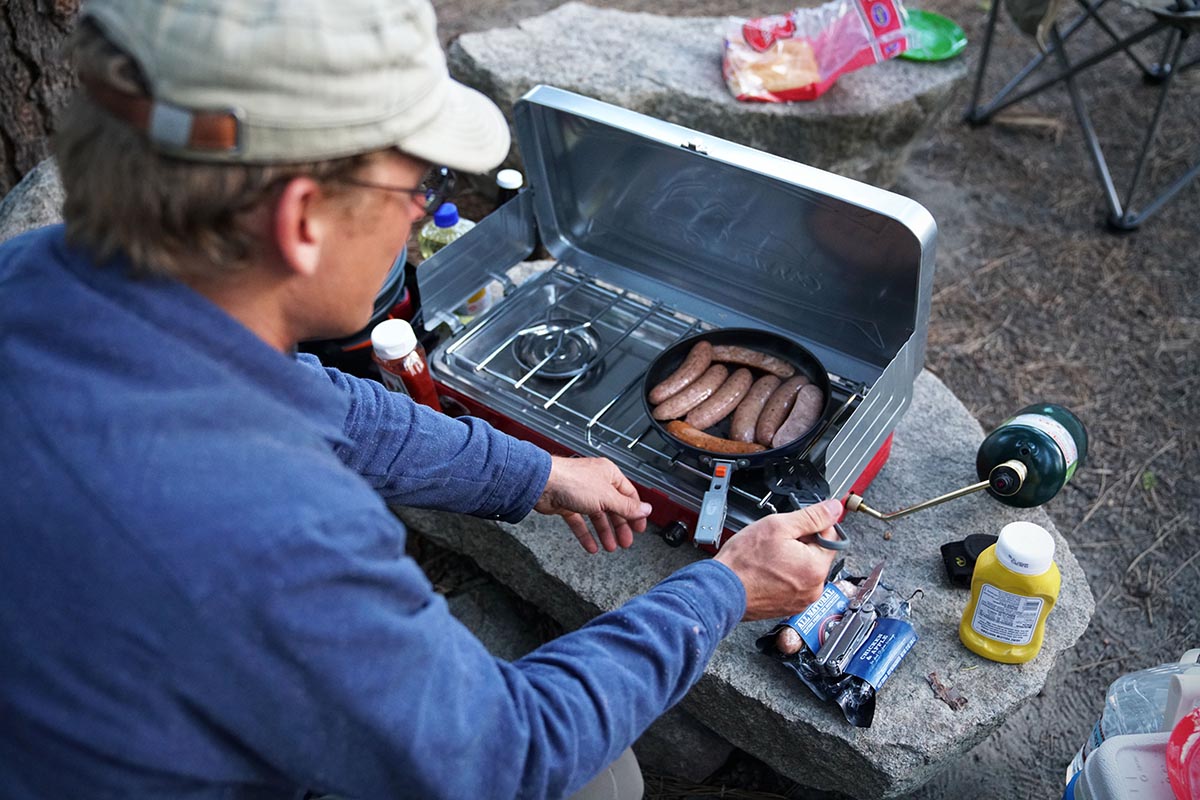 Camping stove (cooking)