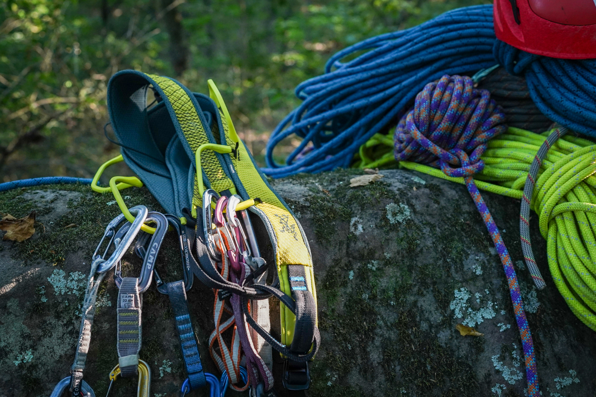 Best climbing harnesses (split webbing)