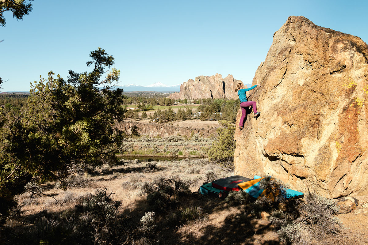 Crash pads (bouldering in Smith Rock State Park)