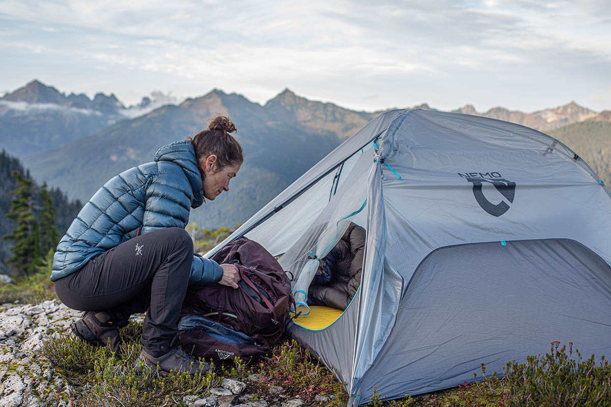 Backpacking tent (organizing gear inside Nemo Hornet Elite Osmo)