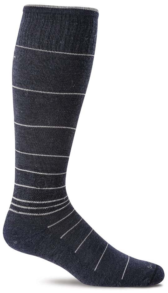 9 Best Hiking Socks of 2024 – Greenbelly Meals