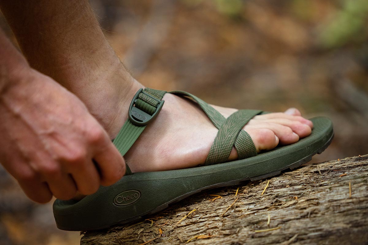 Sports%20sandal%20%28adjusting%20buckle%20on%20Chaco%20Z%20Cloud%29
