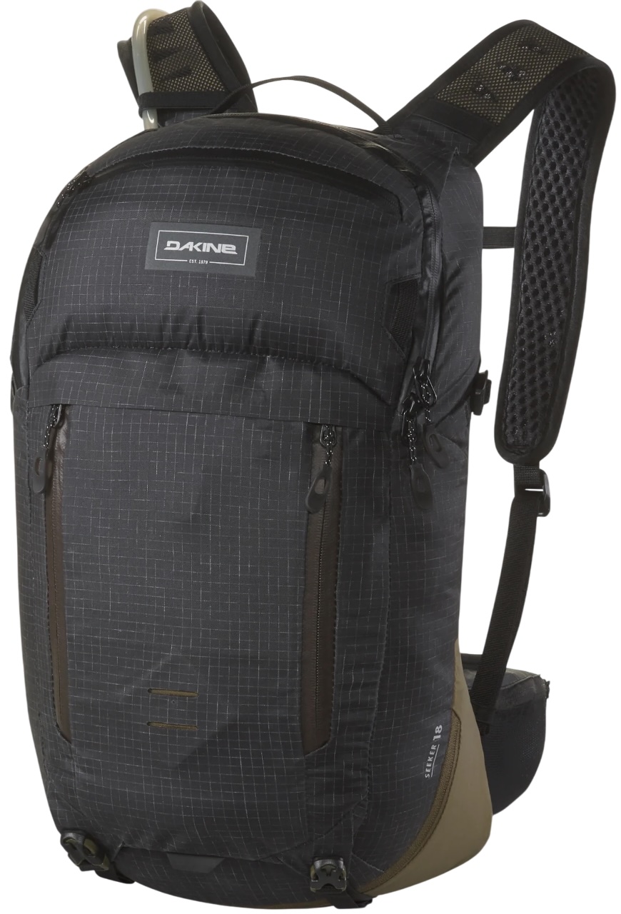 Dakine Seeker 18L mountain bike pack