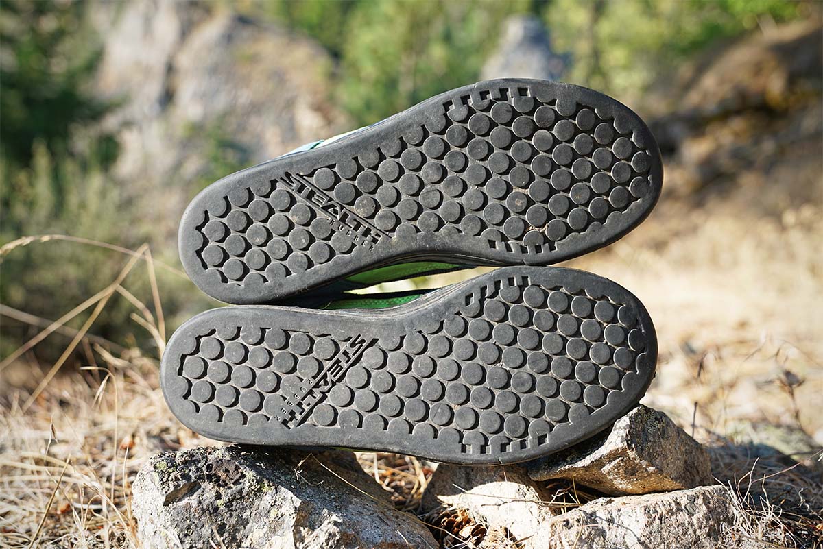 good shoes for mountain biking