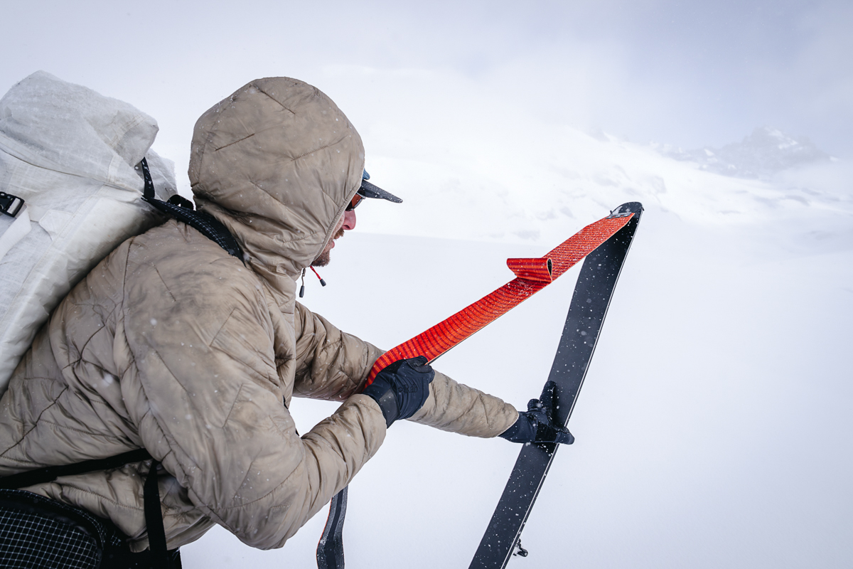 Climbing skins (attaching the Black Diamond Ascension skins)