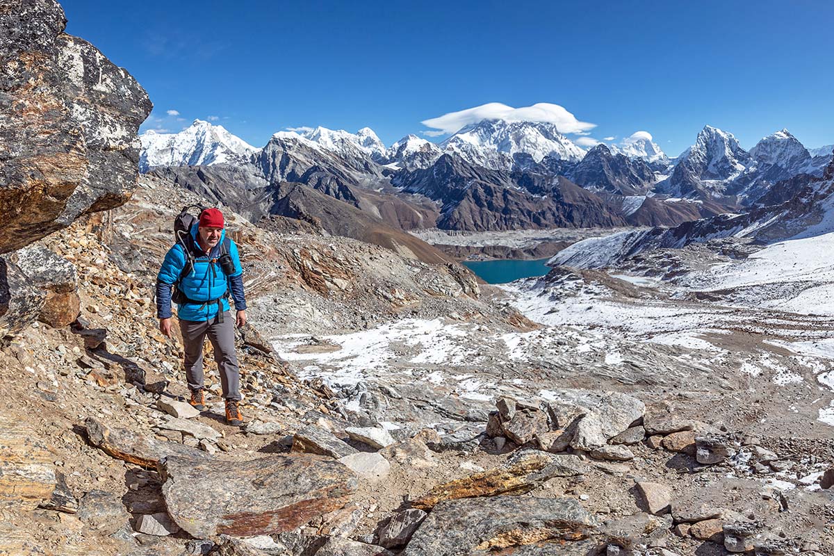 Get trekking jackets on rent in India. Any area in India in less than 3  hours.