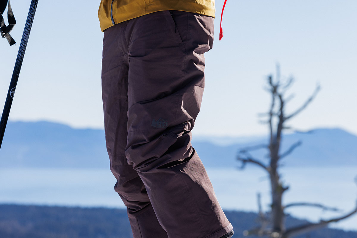 Men's ski pants (closeup of REI Powderbound Pants)