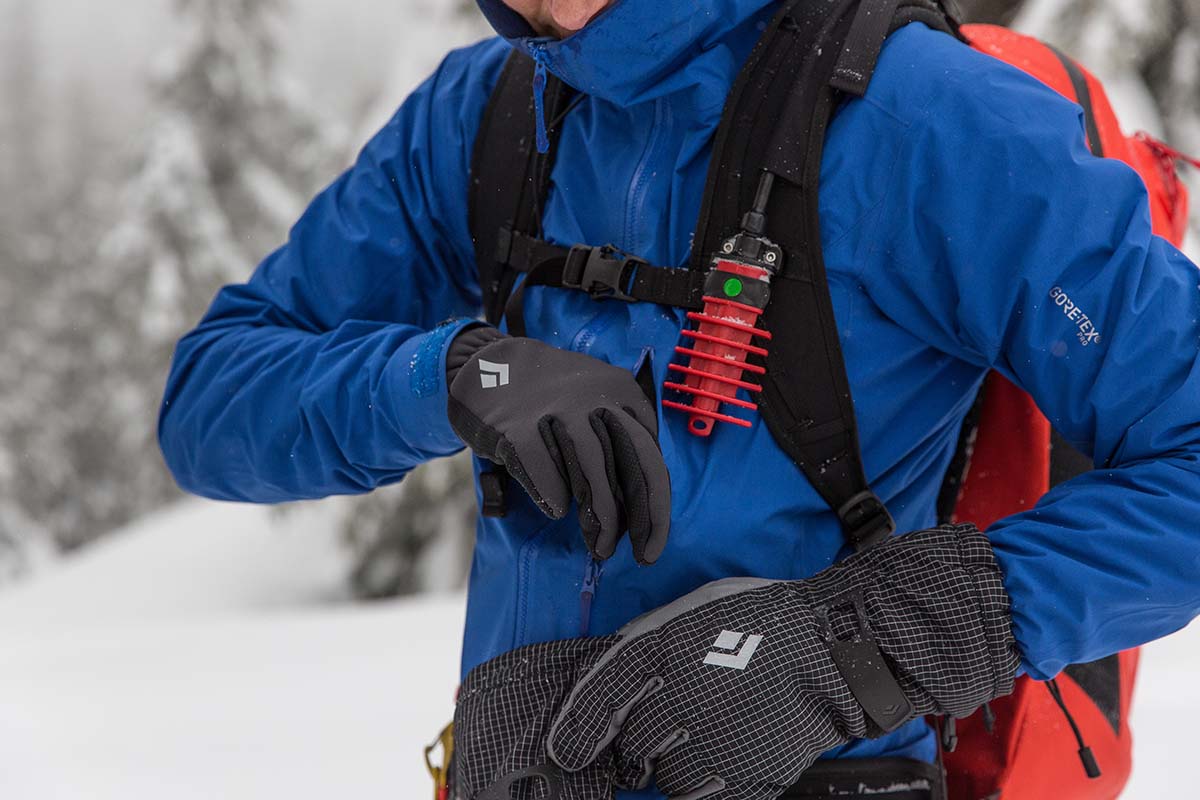 gauntlet ski gloves