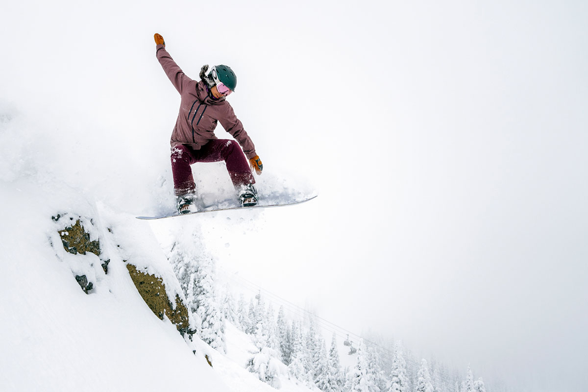 5 Best Sites to Buy Snowboards and Snowboard Gear (catching air)