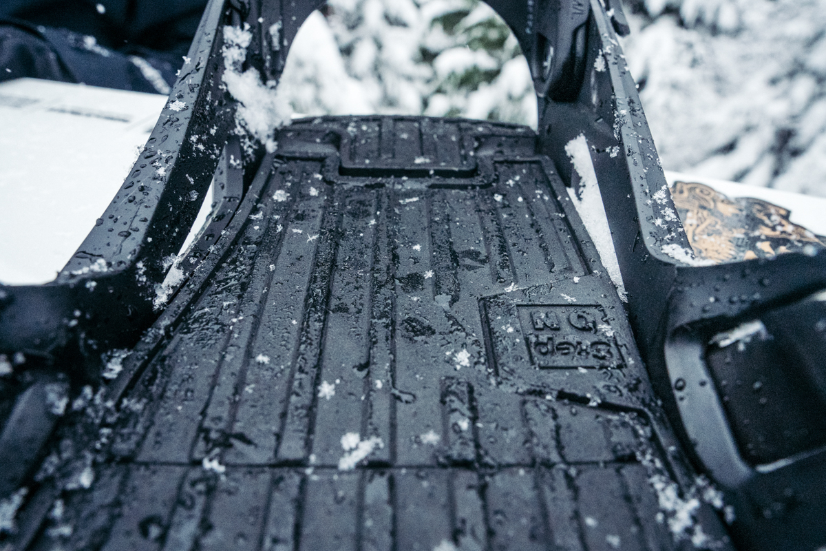 Snowboard binding (footbed close up)