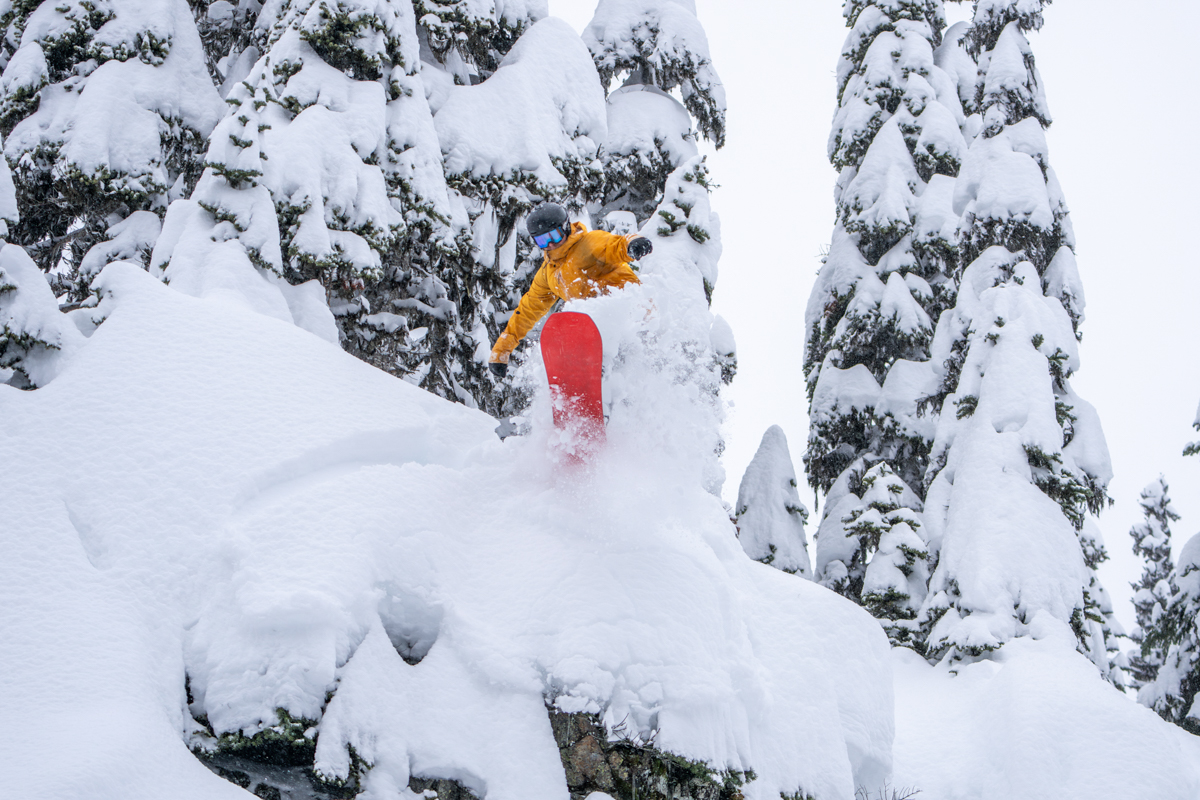 Snowboard bindings (hitting pillow stack)