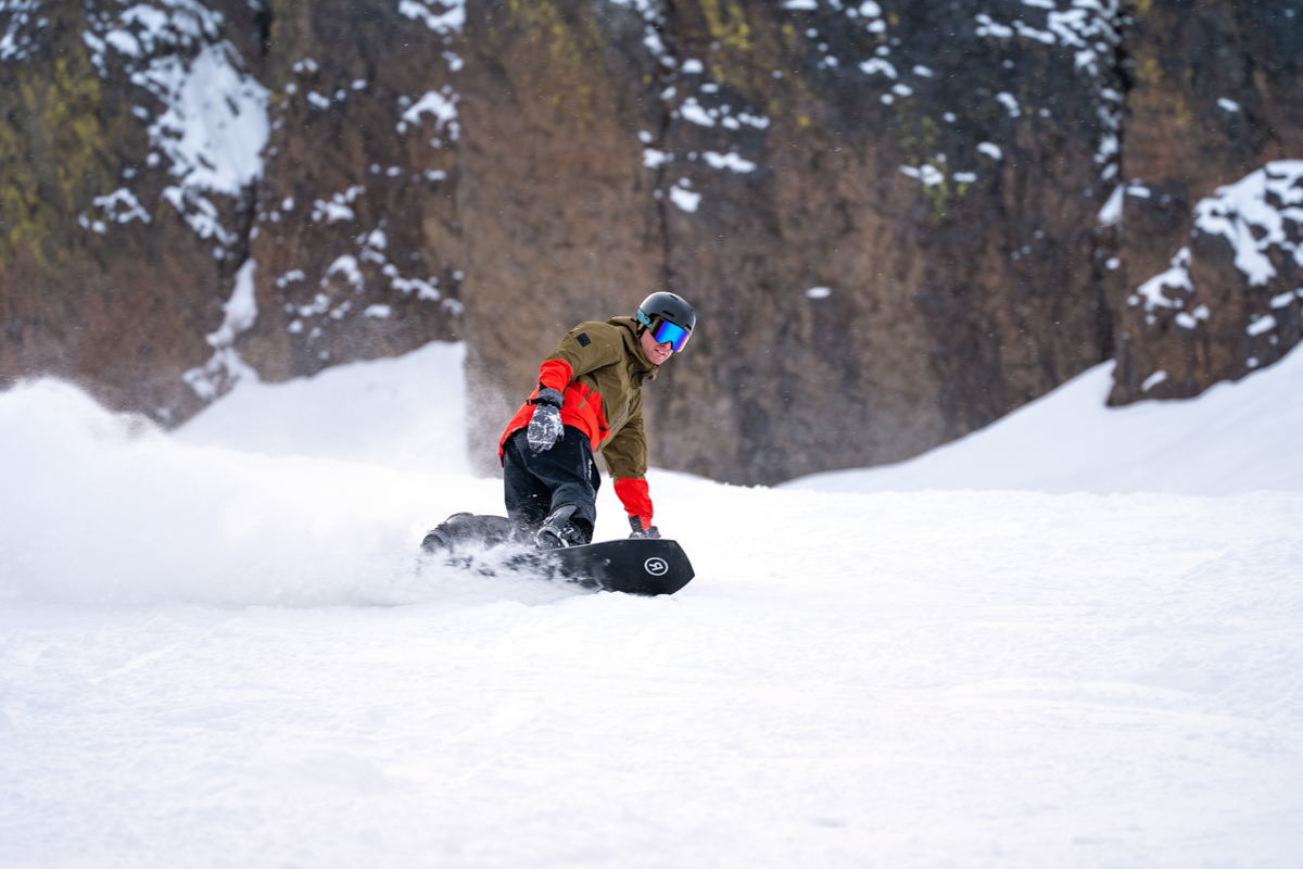 All-mountain Snowboard (riding the Ride Warpig)