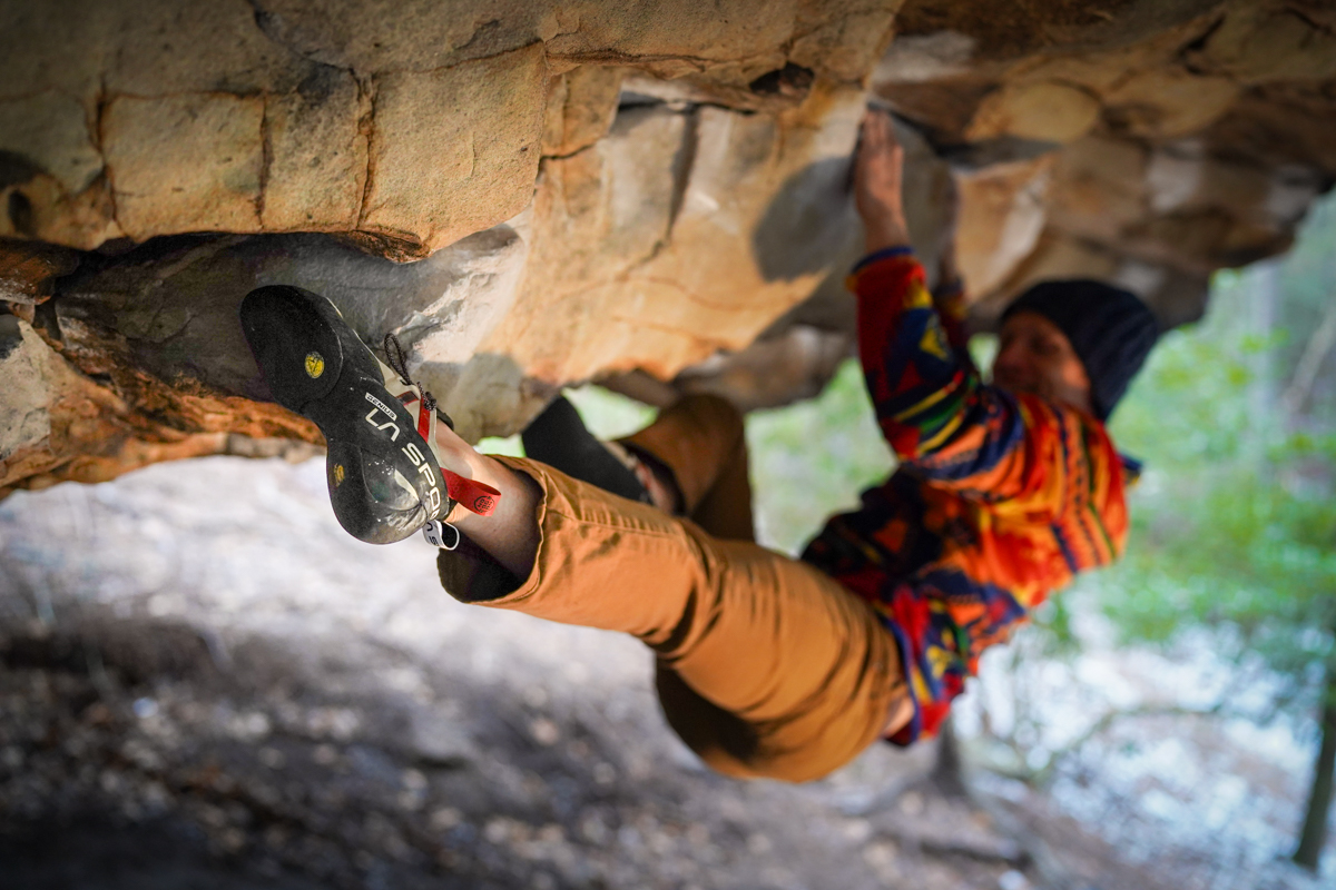 Rock Climbing Shoes (Testing the La Sportiva Mandala on a V8 in Chattanooga)