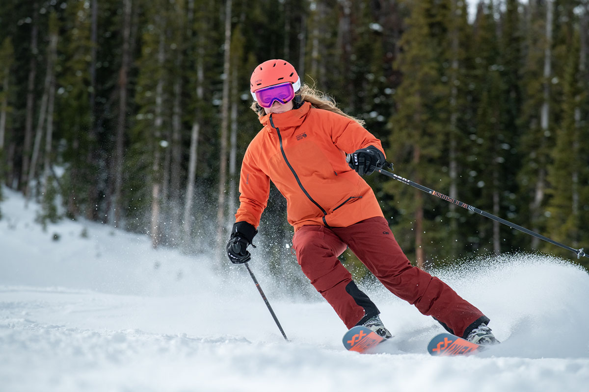 Women's all-mountain skis (turning with Volkl Secret 92)