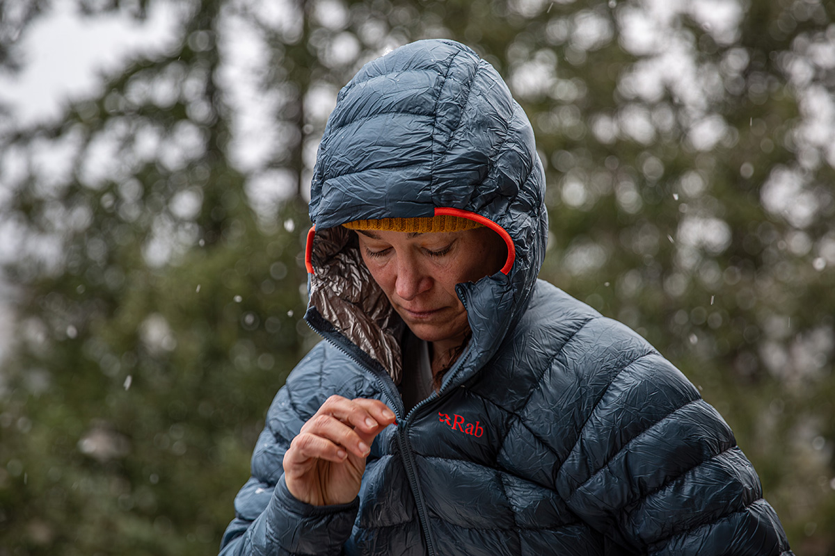 Women's down jacket (zipping up Rab Mythic G)