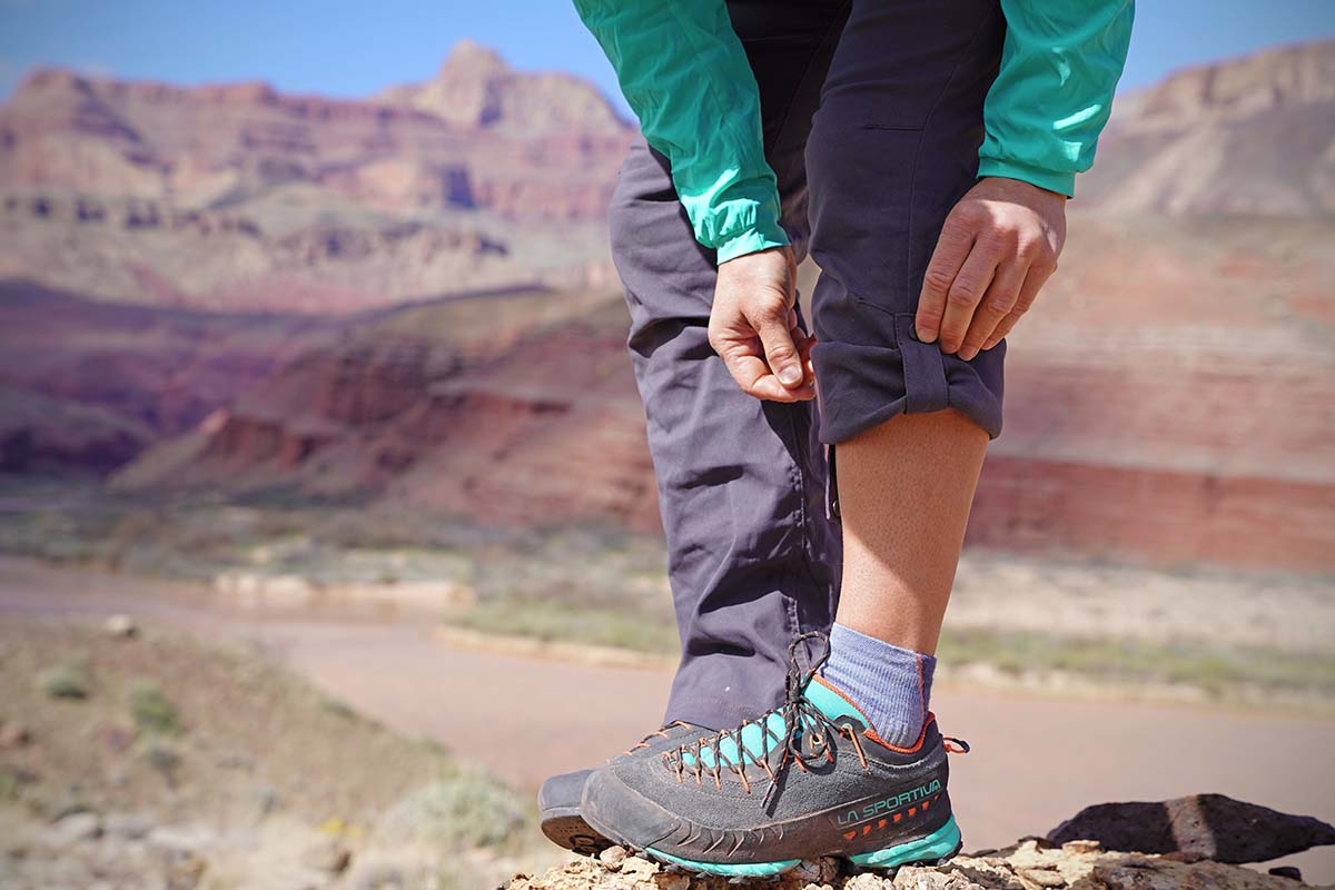 Women's Hiking Pants and Leggings in LONG sizes!  Hiking women, Best hiking  pants, Cute hiking outfit