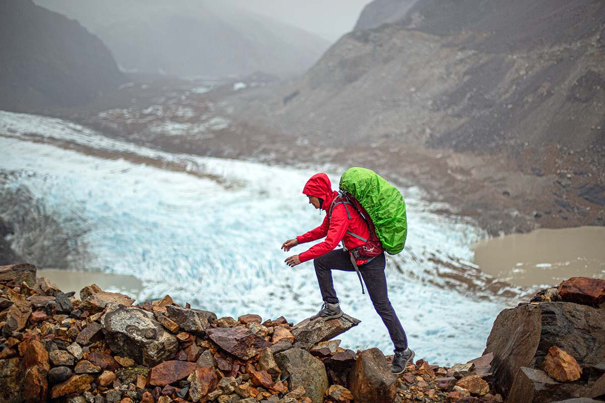 Women's rain jacket (performance design in rowdy weather)