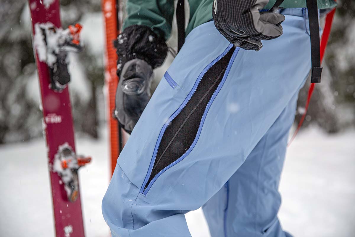 Sphynx Bib - Women's Insulated Bib Ski Pants
