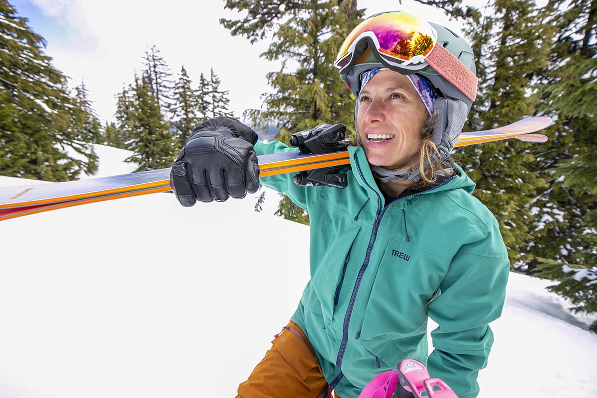 Womens Ski Jackets  Moncler Armonique Short Down Jacket Black > Revalue  Global