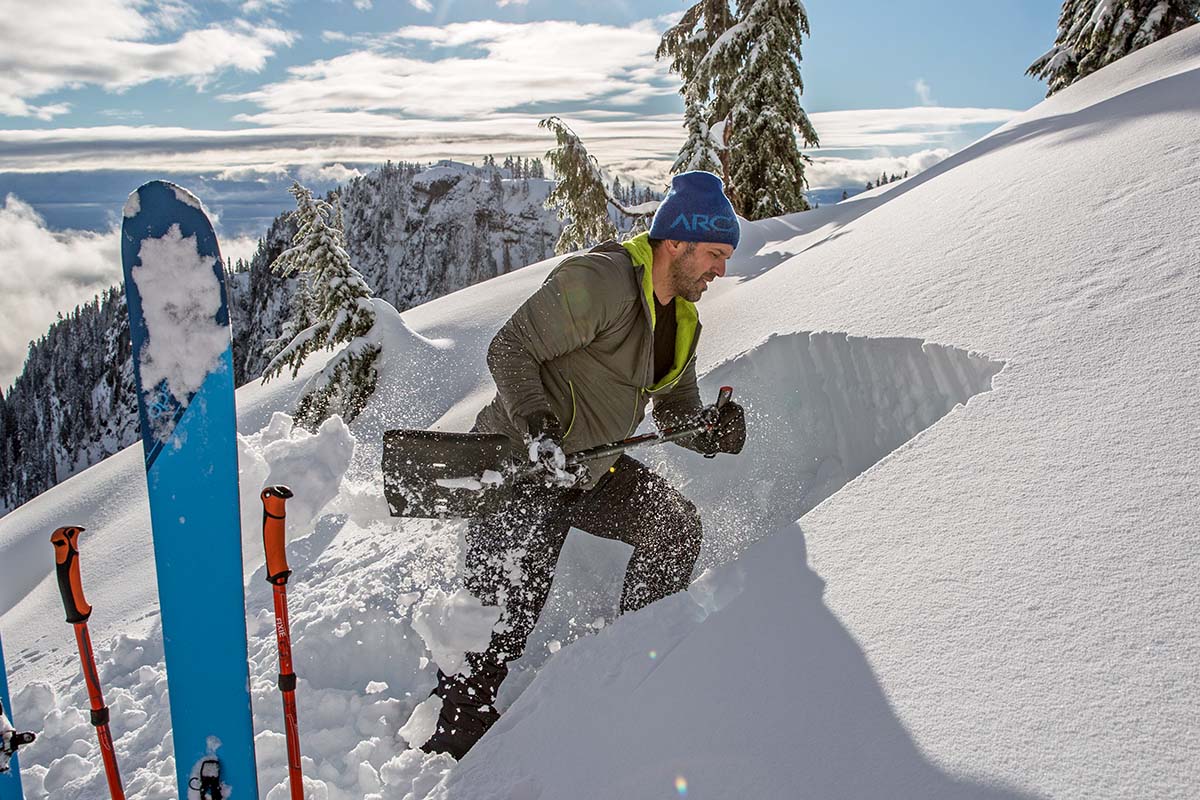 Backcountry Skiing Checklist for 2023