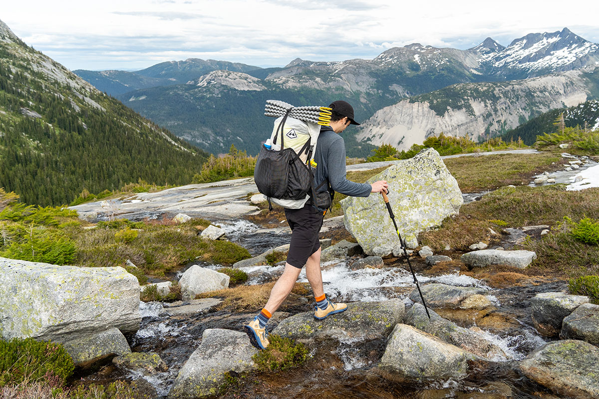 Altra Lone Peak 8 (crossing wet rocks)