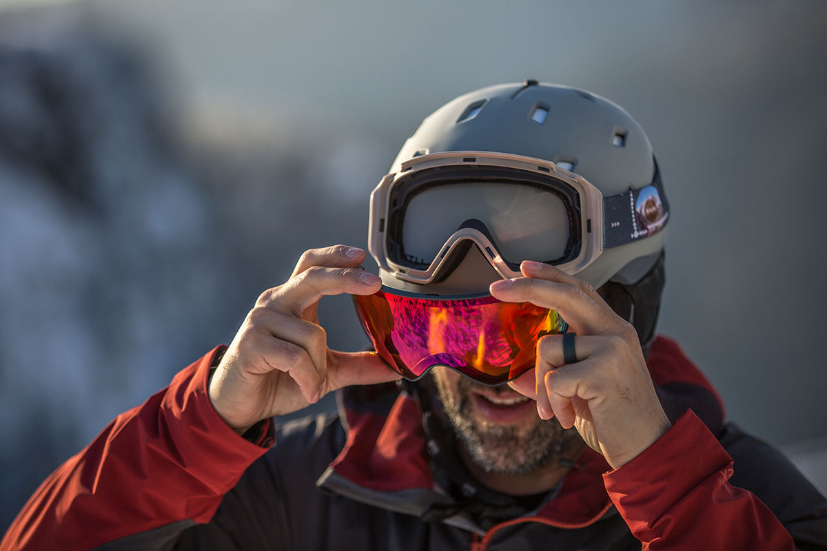Anon M4 Toric MFI Goggle Review | Switchback Travel