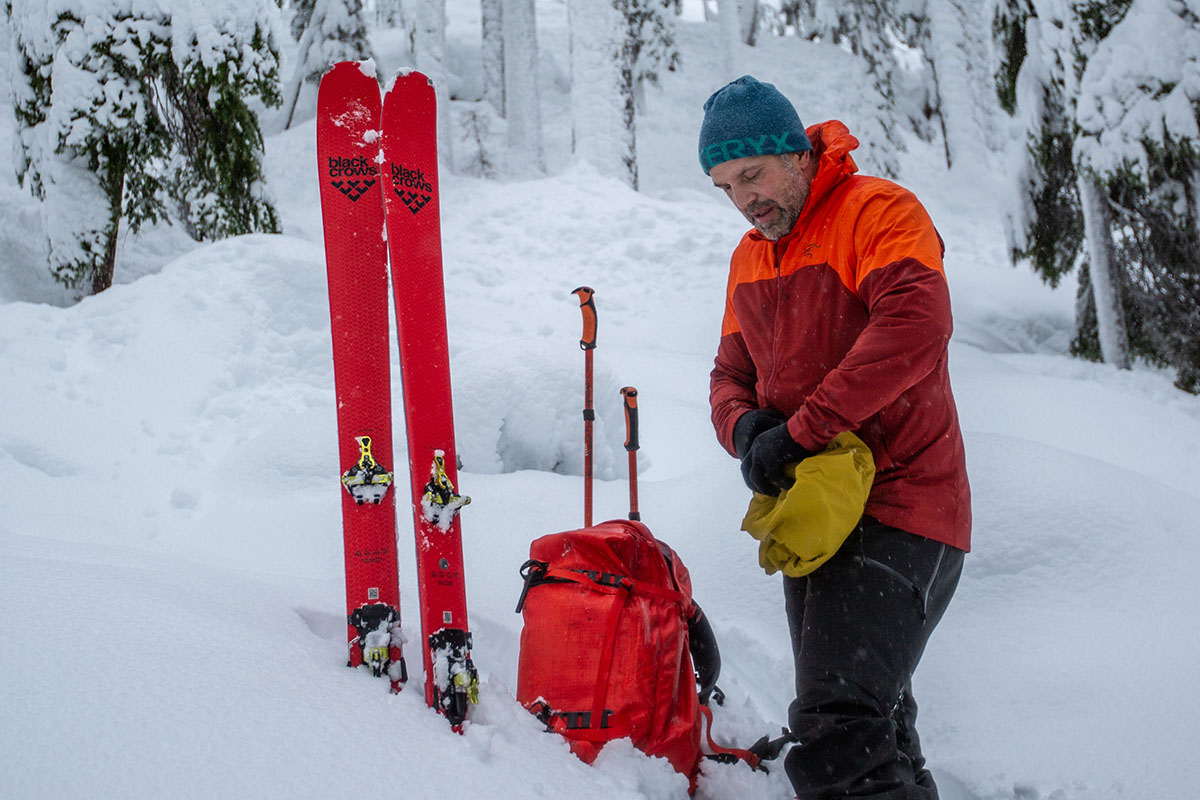 Arc'teryx Men's Sabre Jacket Review: For the Serious Skier