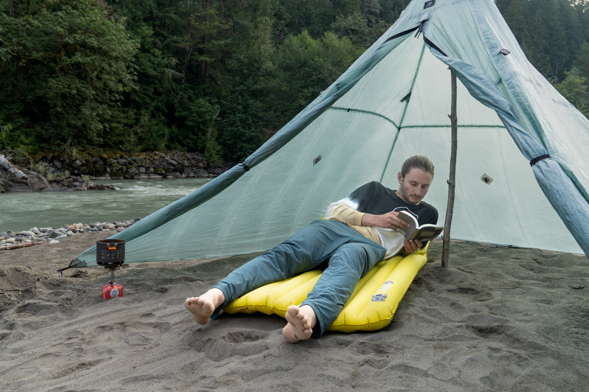 Big Agnes Divide Insulated (hanging out at the river)