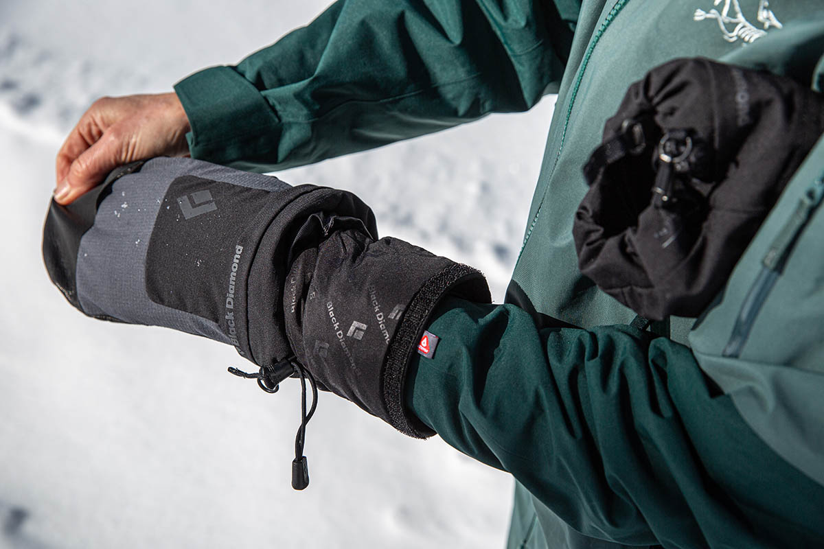 Black Diamond Mercury Mitts (removing shell)