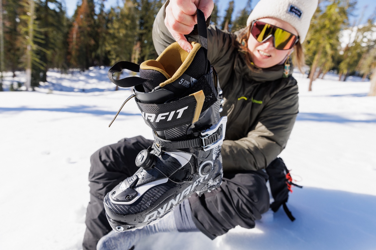 Dynafit Ridge Pro W ski boot (dangling boots)