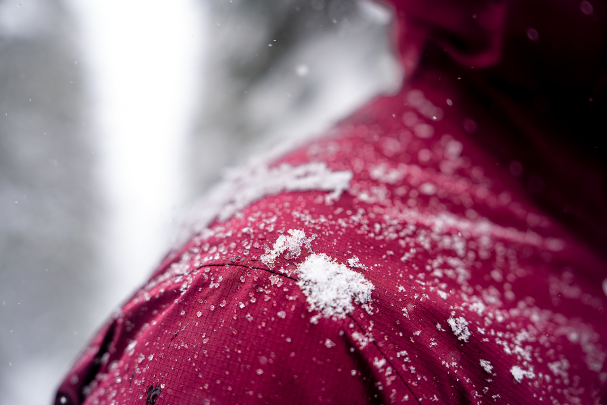 Helly Hansen Ridge Infinity Shell (snow on jacket close up)