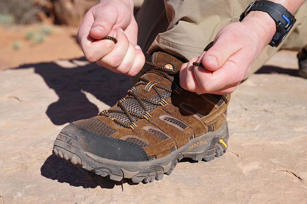 Ekstrem fattigdom strømper hende Merrell Moab 2 Hiking Shoe Review | Switchback Travel