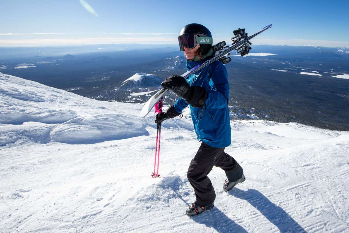 Patagonia SnowDrifter Bibs (hiking in bibs)