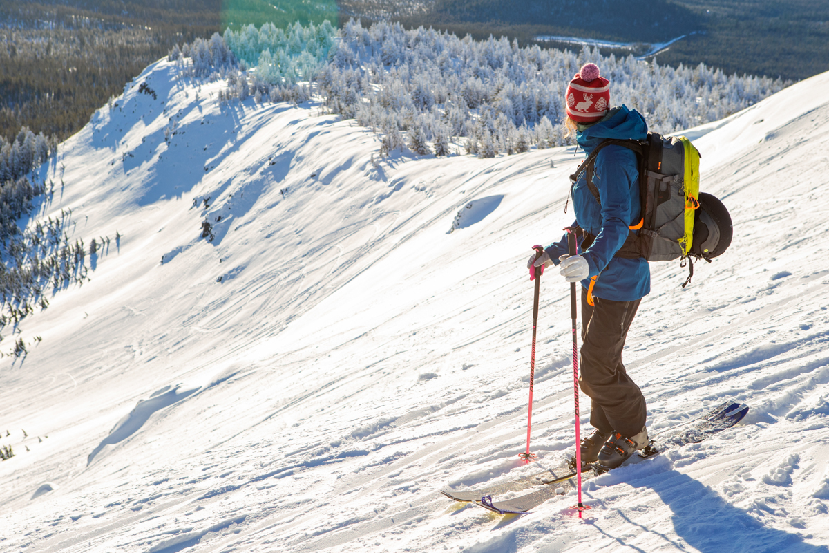 Patagonia SnowDrifter Jacket (standing on slope)