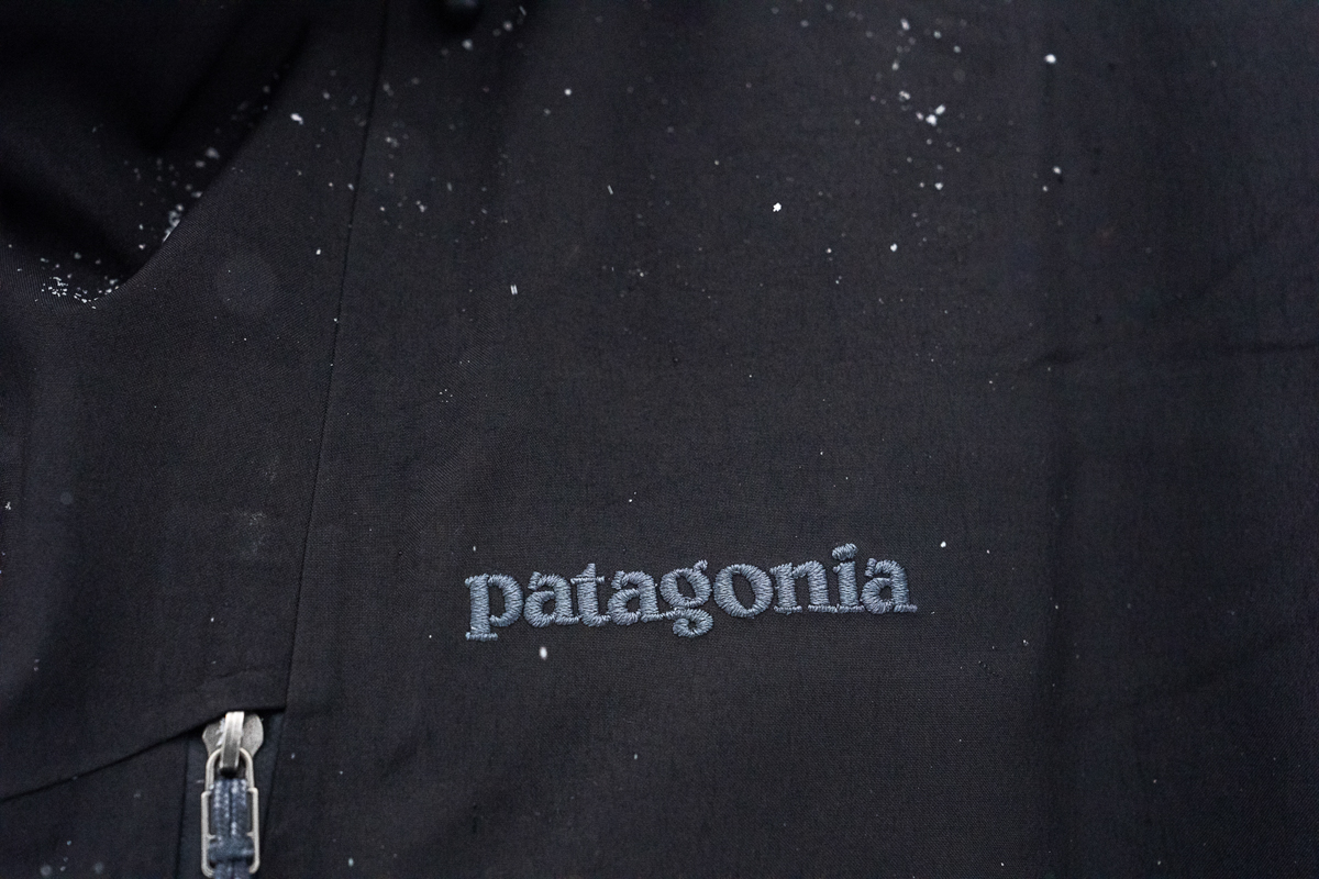 Patagonia Untracked Jacket (logo close up)