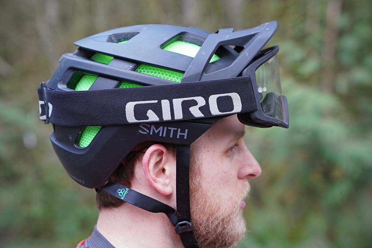 smith forefront 2 mips bike helmet